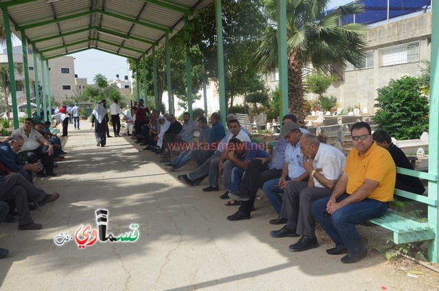 فيديو: كفرقاسم يتيمه اليوم ... الالاف في تشيع المرشد والمؤسس فضيلة العلامة الشيخ عبدالله نمر درويش الى مثواه الاخير